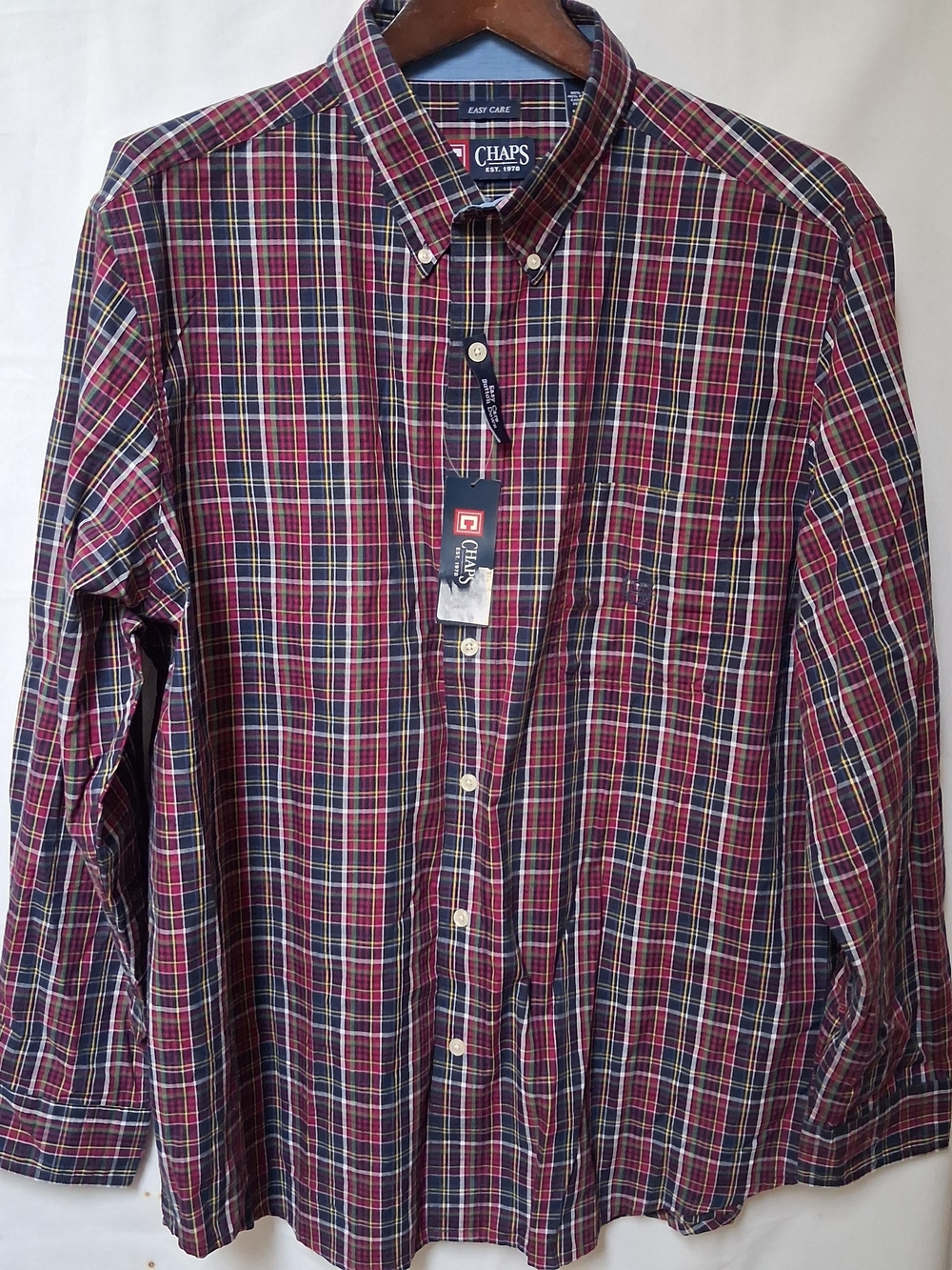 Chaps Mens XL Easy Care Plaid Button Down Shirt Long Sleeve Red Navy Multi NWT